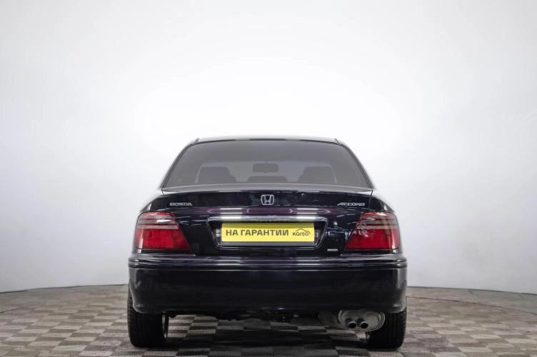 Honda Accord 5 из 6