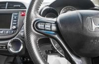 Honda Fit Shuttle 16 из 26