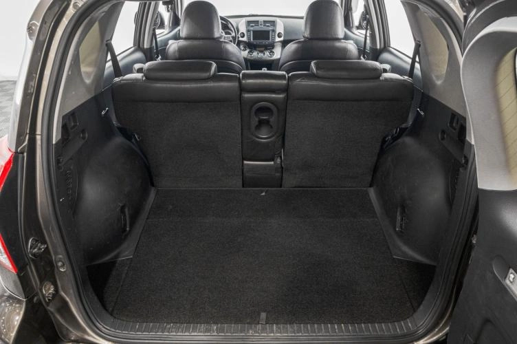 Toyota RAV4 28 из 28