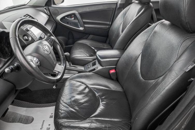 Toyota RAV4 10 из 28