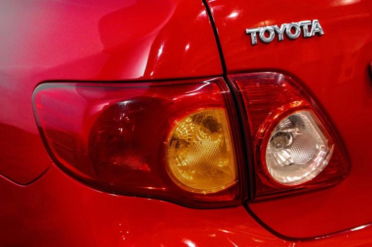 Toyota Corolla 8 из 25