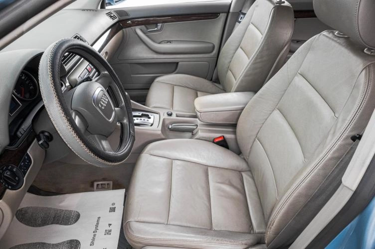 Audi A4 10 из 23