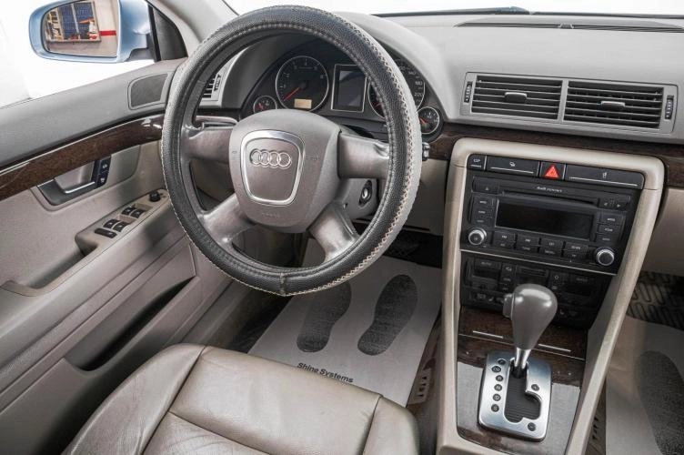 Audi A4 14 из 23