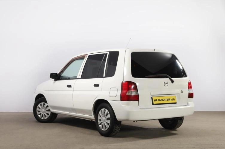 Mazda Demio 4 из 6