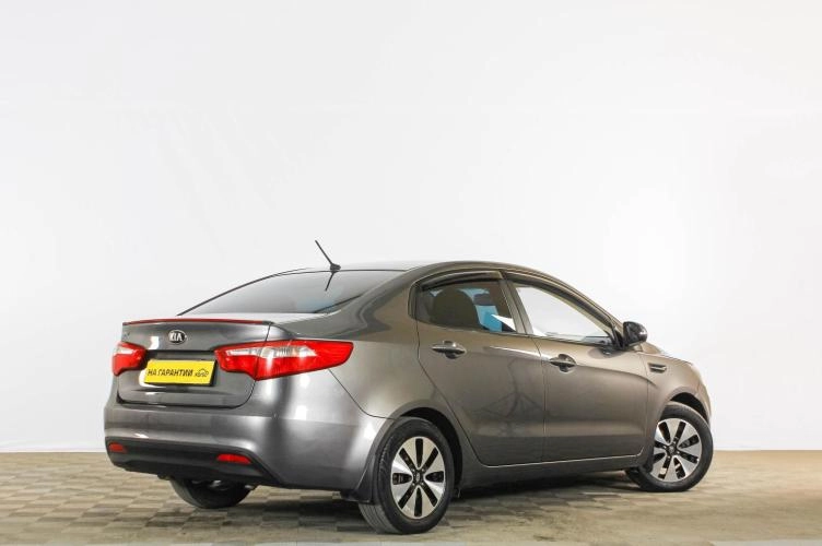 KIA Rio 6 из 6