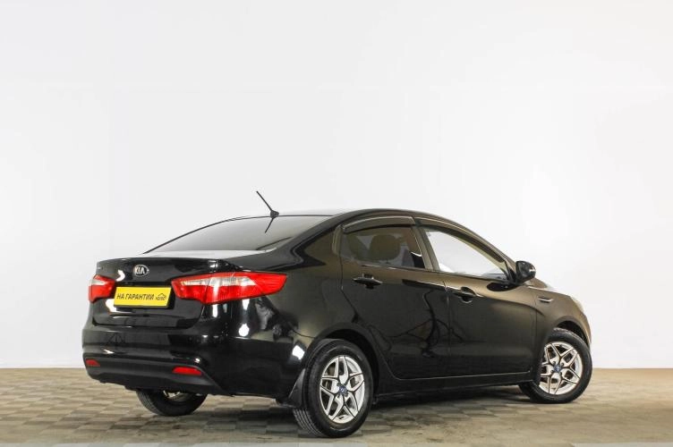 KIA Rio 6 из 6