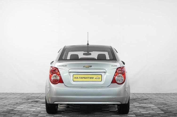 Chevrolet Aveo 5 из 6