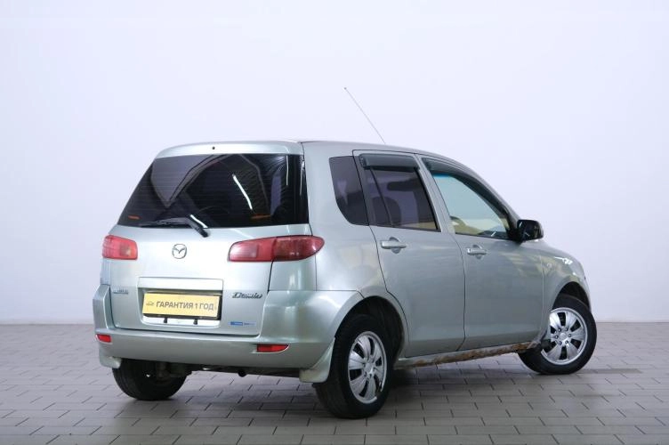 Mazda Demio 6 из 6