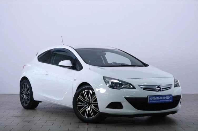 Opel Astra GTC 1 из 6