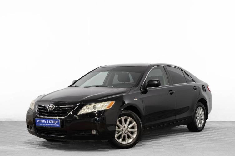 Toyota Camry 3 из 6