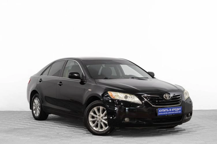 Toyota Camry 1 из 6