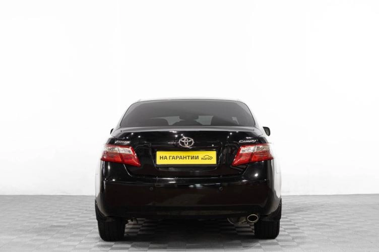 Toyota Camry 5 из 6