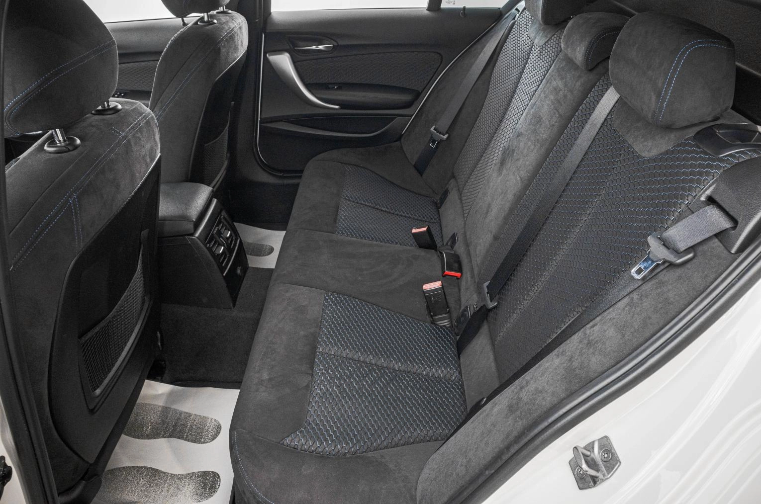 BMW 1 серия 23 из 25