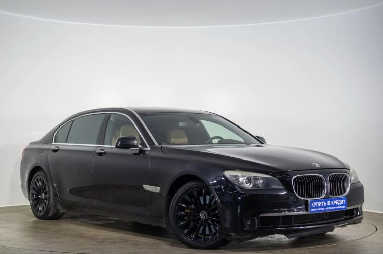 BMW 7 серия 1 из 6
