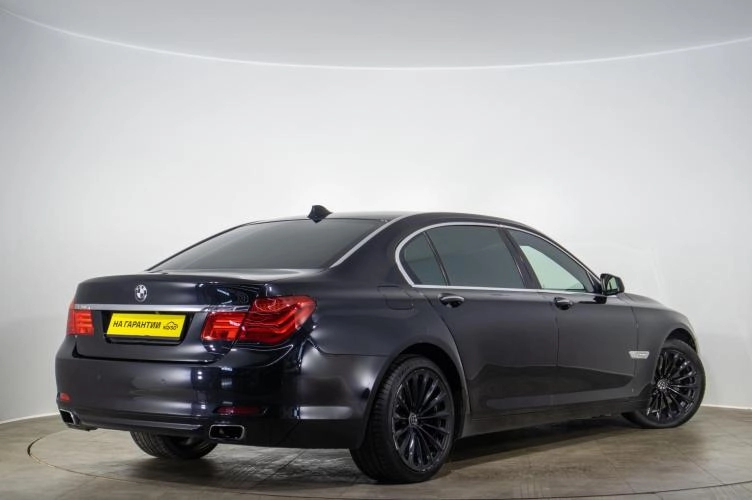 BMW 7 серия 4 из 6