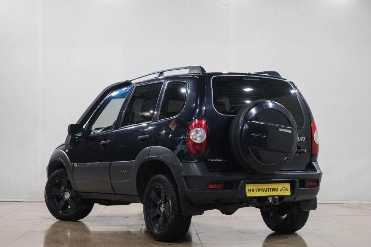 Chevrolet Niva 4 из 6