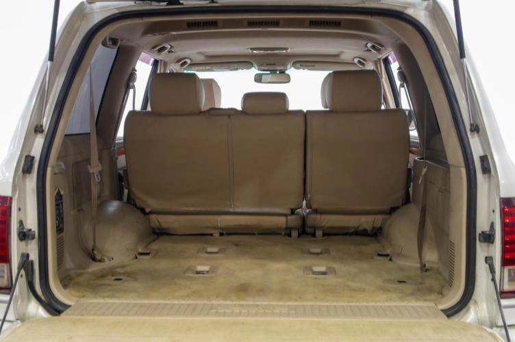 Lexus LX 30 из 30