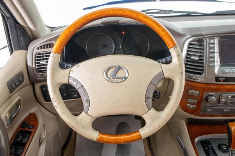 Lexus LX 16 из 30