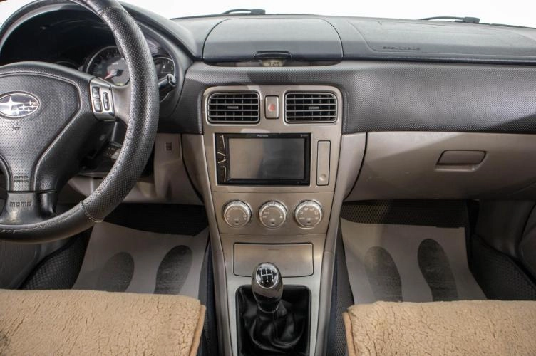 Subaru Forester 17 из 25