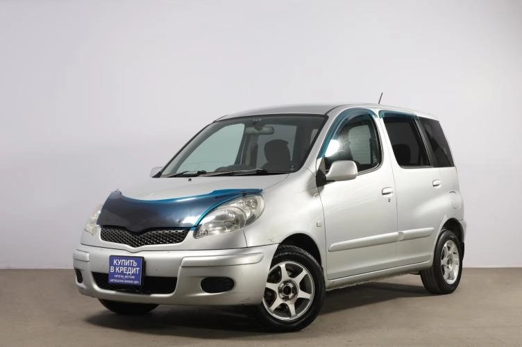 Toyota Funcargo 3 из 6