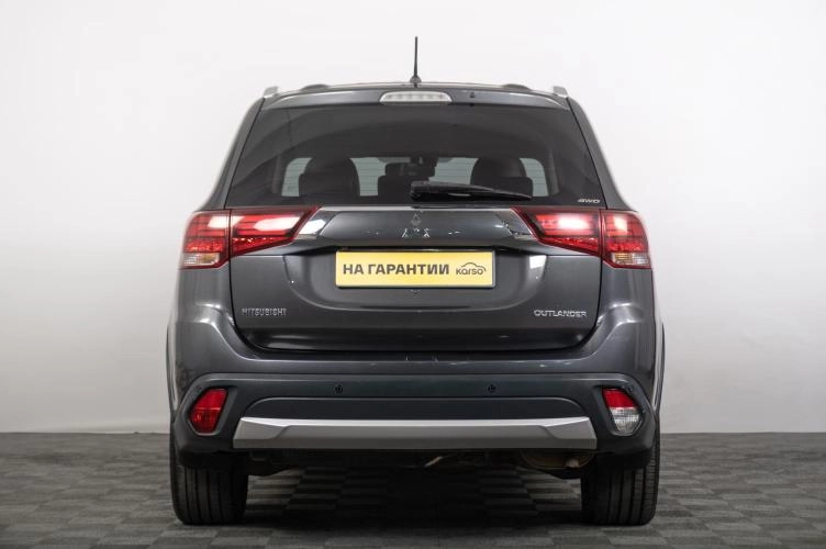 Mitsubishi Outlander 6 из 6