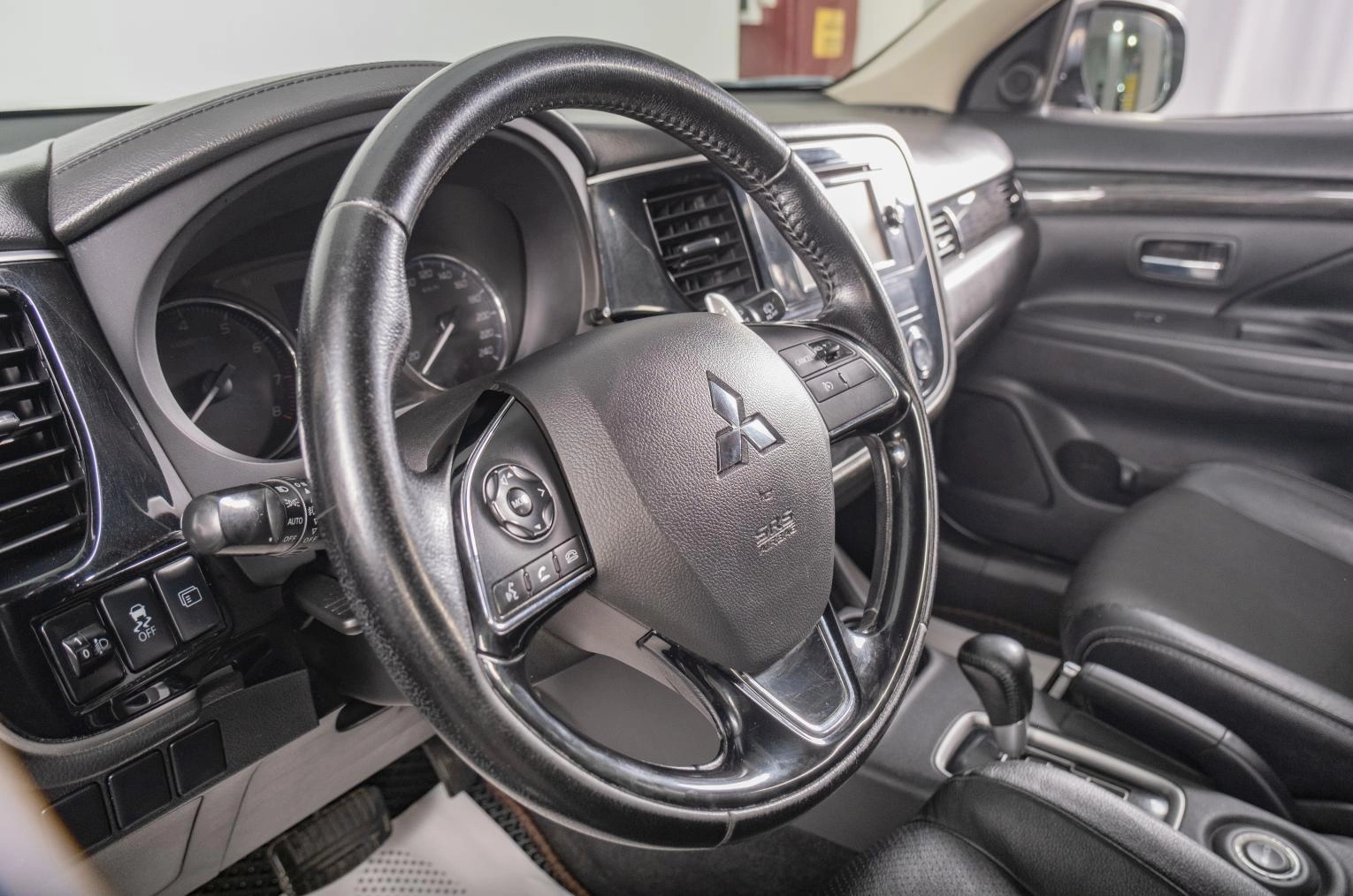 Mitsubishi Outlander 13 из 18