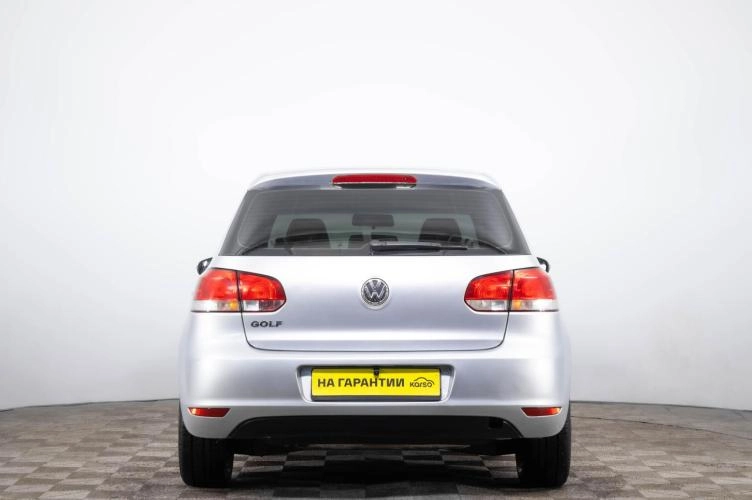 Volkswagen Golf 5 из 6