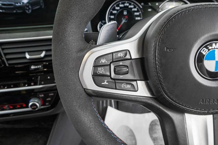 BMW 5 серия 18 из 29