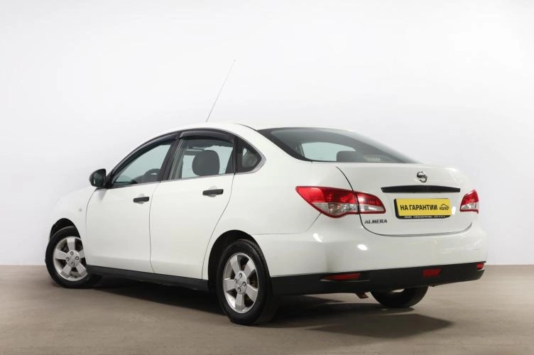 Nissan Almera 4 из 6