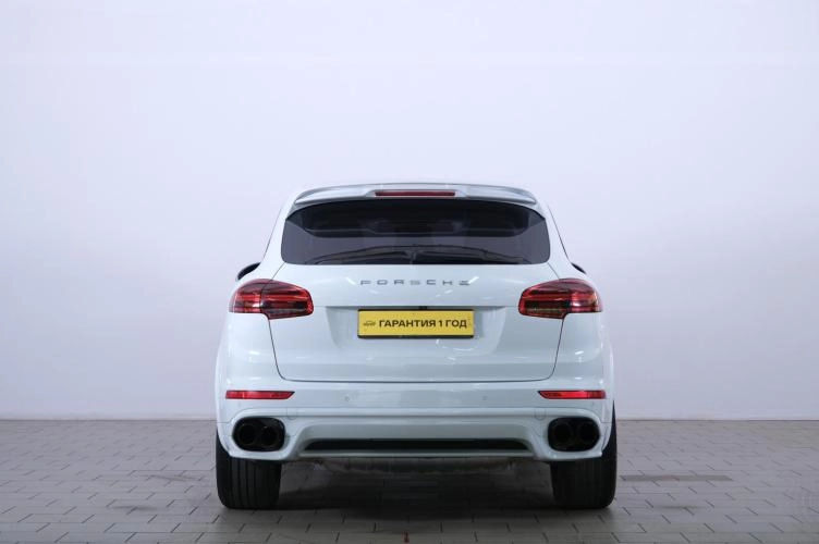 Porsche Cayenne S 5 из 6