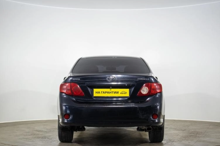Toyota Corolla 5 из 6