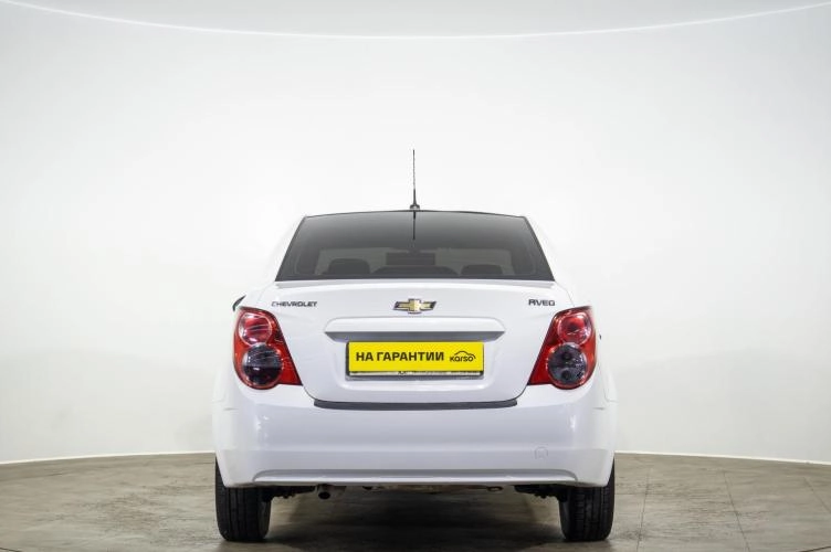 Chevrolet Aveo 5 из 6