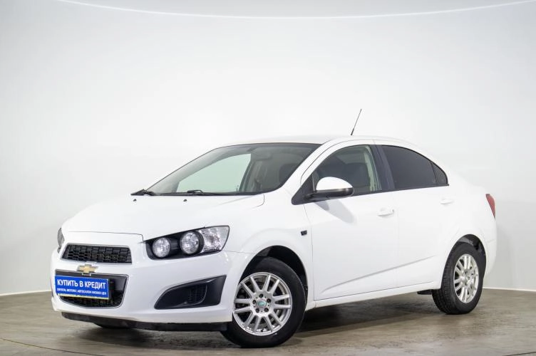 Chevrolet Aveo 3 из 6