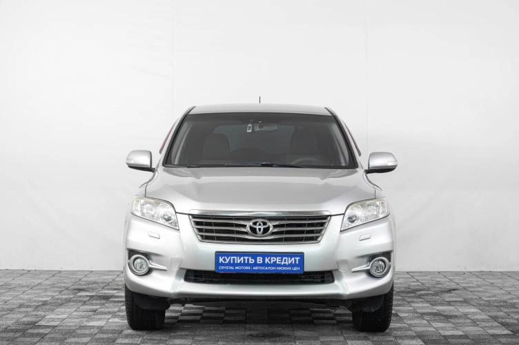 Toyota RAV4 2 из 6