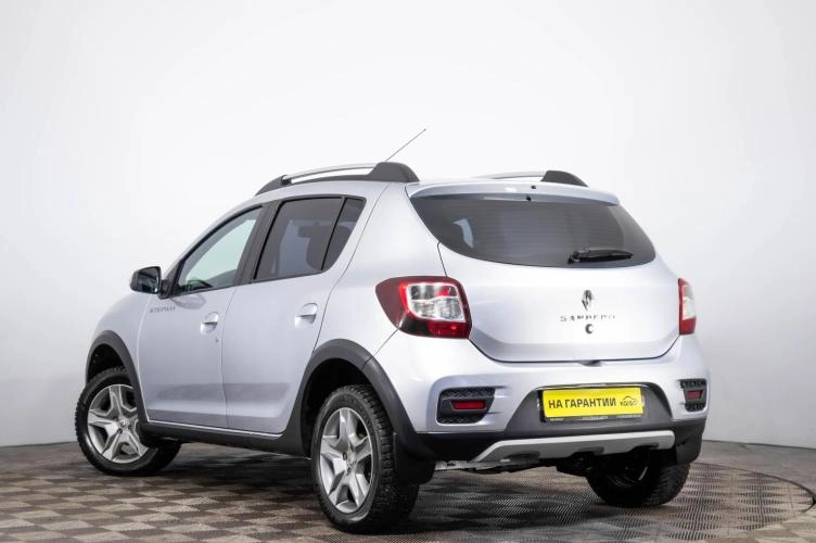 Renault Sandero Stepway 6 из 6