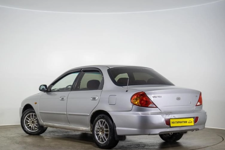 KIA Spectra 6 из 6