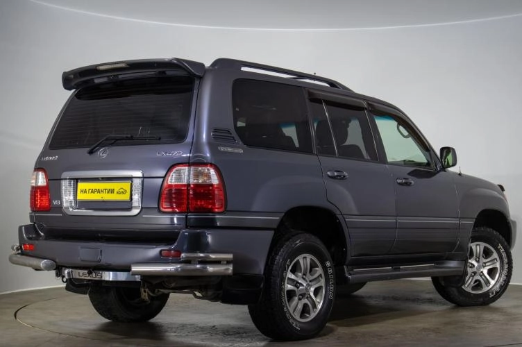 Lexus LX 4 из 6