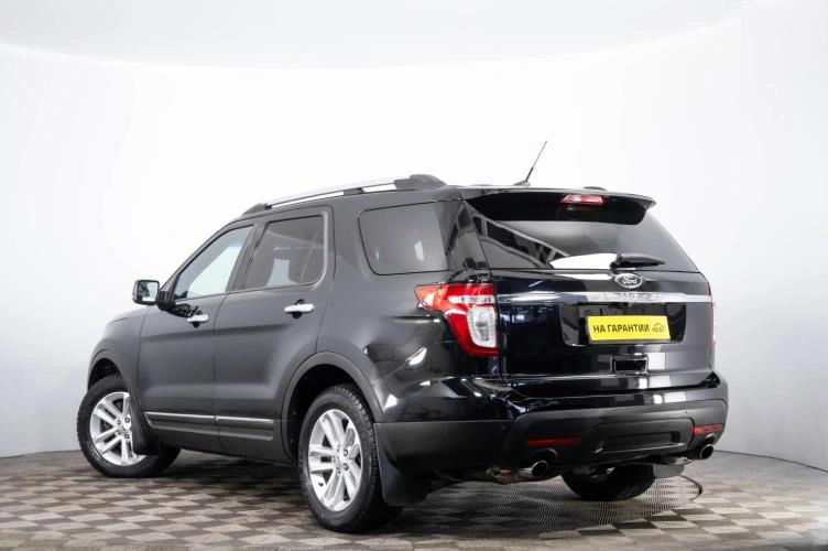 Ford Explorer 6 из 6