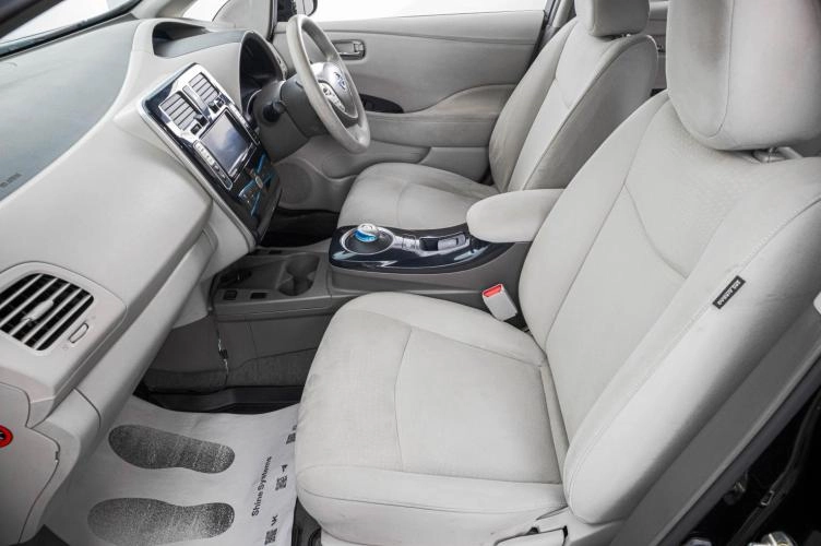 Nissan Leaf 18 из 22