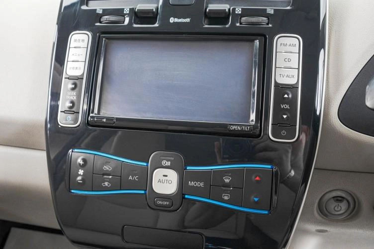 Nissan Leaf 15 из 22