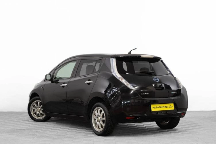 Nissan Leaf 6 из 6