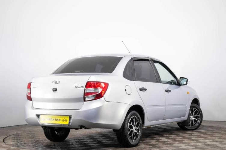 ВАЗ (LADA) Granta 4 из 6