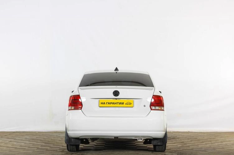 Volkswagen Polo 5 из 6
