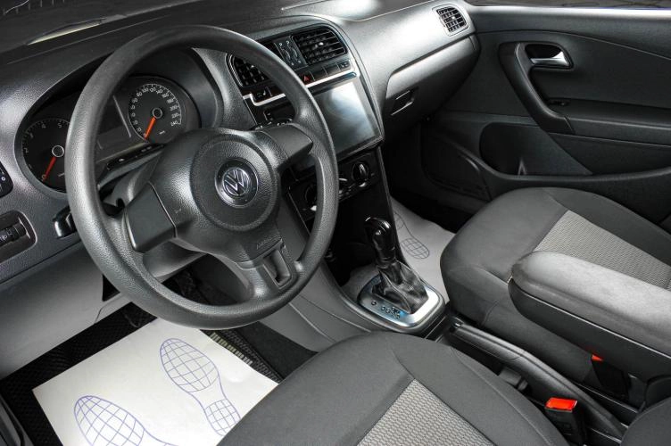 Volkswagen Polo 7 из 16
