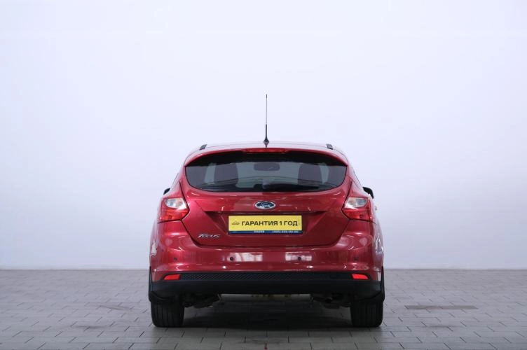 Ford Focus 5 из 6