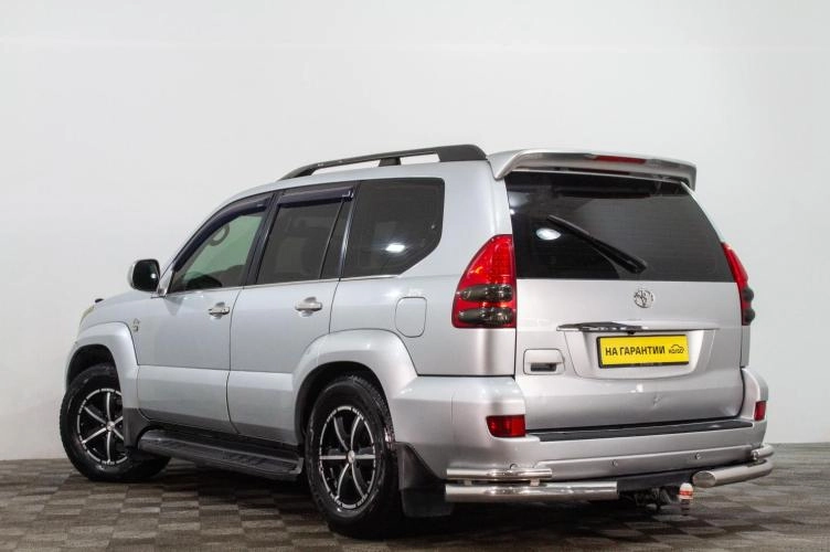 Toyota Land Cruiser Prado 6 из 6