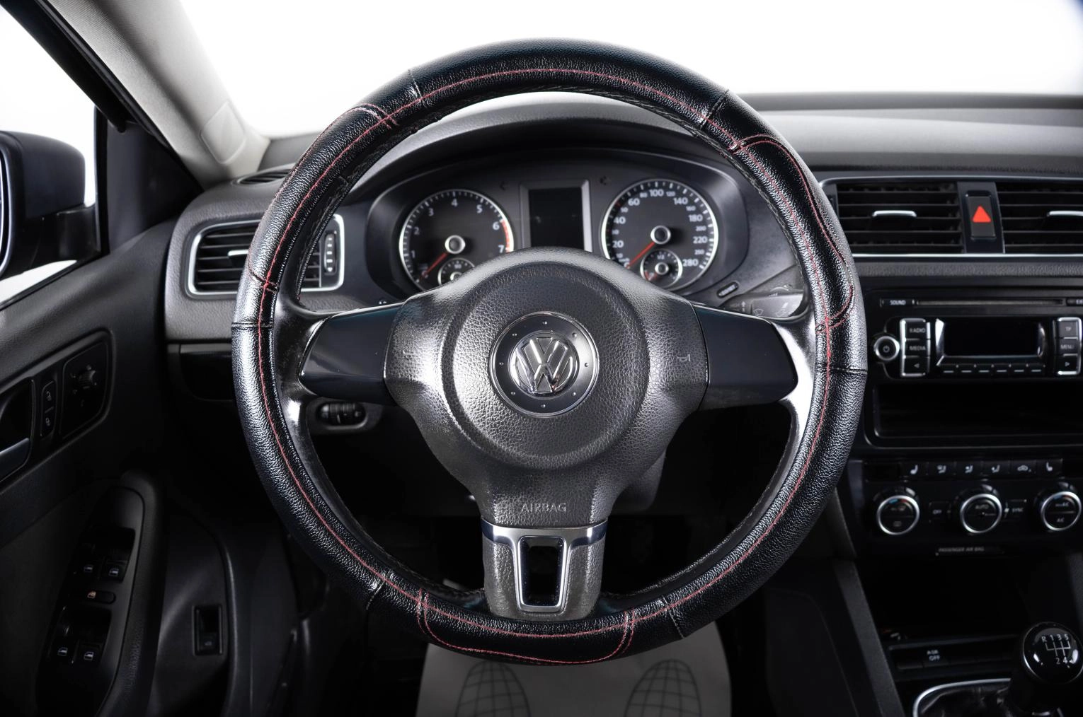 Volkswagen Jetta 14 из 19