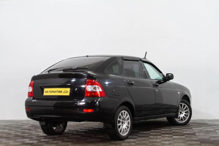 ВАЗ (LADA) Priora 4 из 6