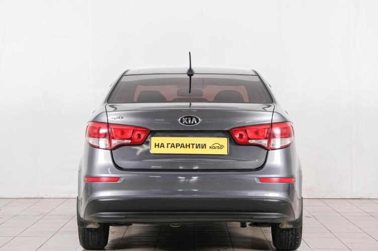 KIA Rio 5 из 6