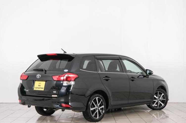Toyota Corolla Fielder 6 из 6